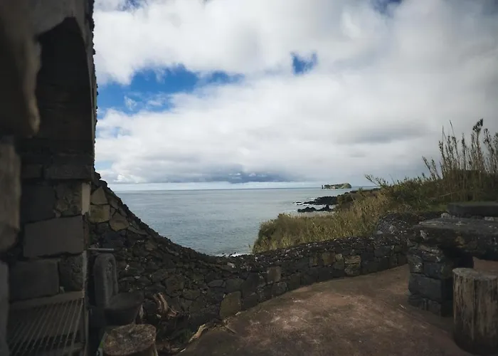 Azores Awaits Villa Ribeira das Tainhas